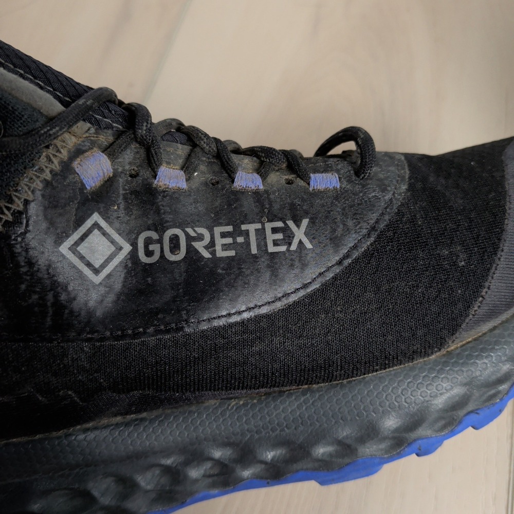 New Balance Fresh Foam Garoe Mid Gore-Tex Mens 11 Trail Shoes Black MTGAROG1 - Picture 3 of 11